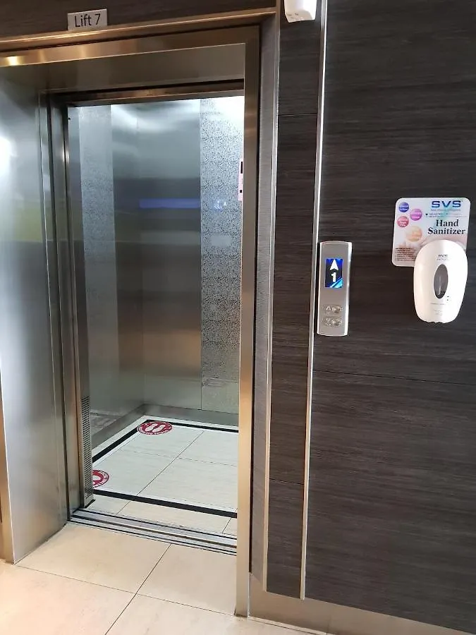 Twin Galaxy Dual Key Apartment Near Ciq & Ksl Johor Bahru
